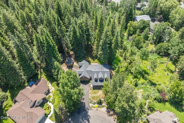3075 E York CT, Hayden, ID 83835