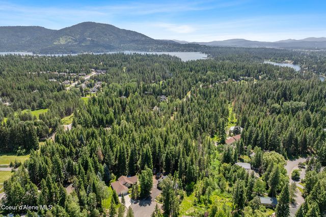 3075 E York CT, Hayden, ID 83835
