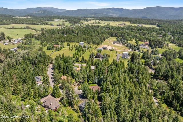 3075 E York CT, Hayden, ID 83835