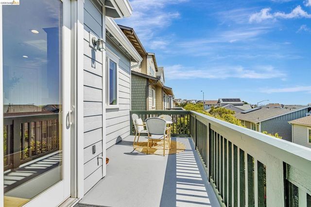 104 Seacliff Court, Richmond, CA 94801