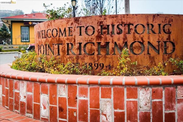 104 Seacliff Court, Richmond, CA 94801