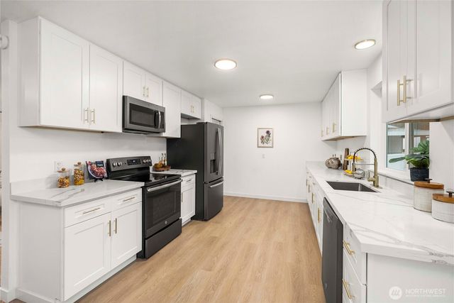 7332 S 131 Court, Seattle, WA 98178