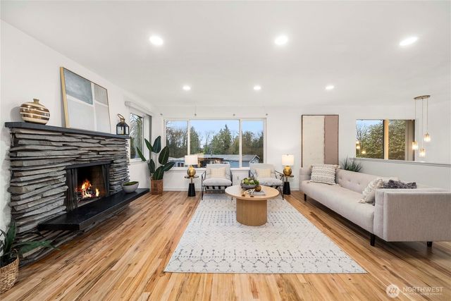 7332 S 131 Court, Seattle, WA 98178