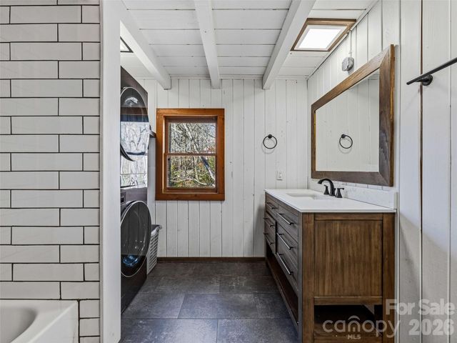 55 Valley Lane, Pisgah Forest, NC 28768