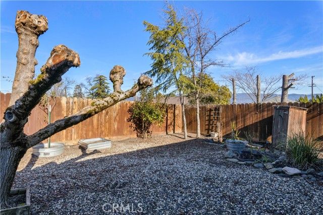 170 Deer Hill Lane, Lakeport, CA 95453