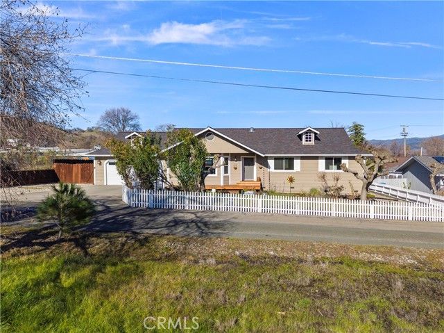 170 Deer Hill Lane, Lakeport, CA 95453