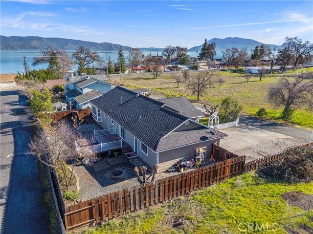 170 Deer Hill Lane, Lakeport, CA 95453