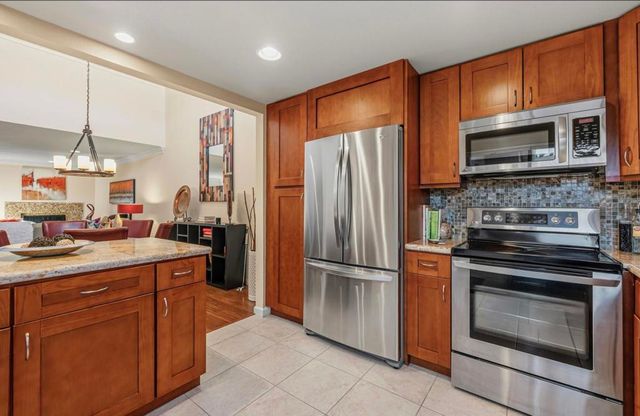 48665 Moon Terrace Lane, Palm Desert, CA 92260