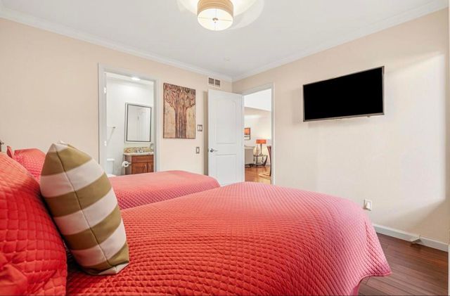 48665 Moon Terrace Lane, Palm Desert, CA 92260