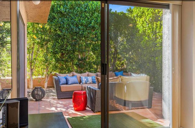 48665 Moon Terrace Lane, Palm Desert, CA 92260