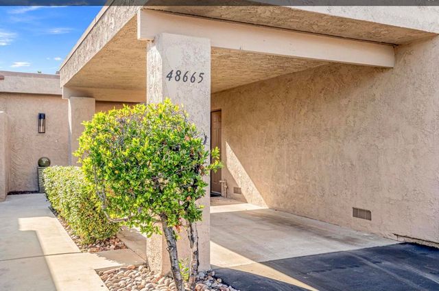 48665 Moon Terrace Lane, Palm Desert, CA 92260