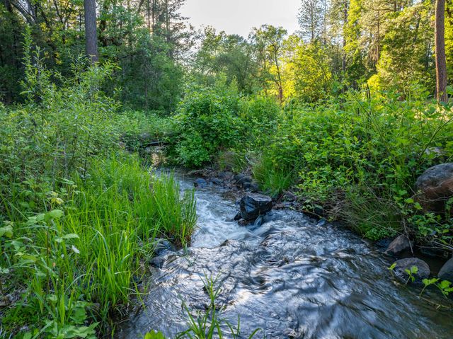 7704 Eastmoore Road, Shingletown, CA 96088