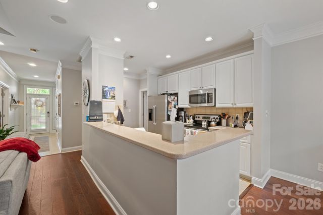 8829 Legacy Lake Lane, Charlotte, NC 28269