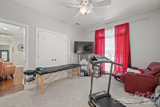 8829 Legacy Lake Lane, Charlotte, NC 28269