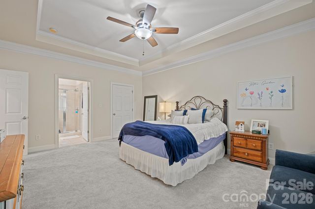8829 Legacy Lake Lane, Charlotte, NC 28269