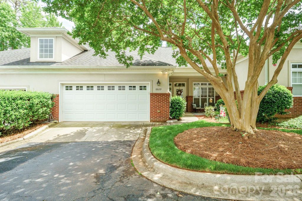 8829 Legacy Lake Lane, Charlotte, NC 28269