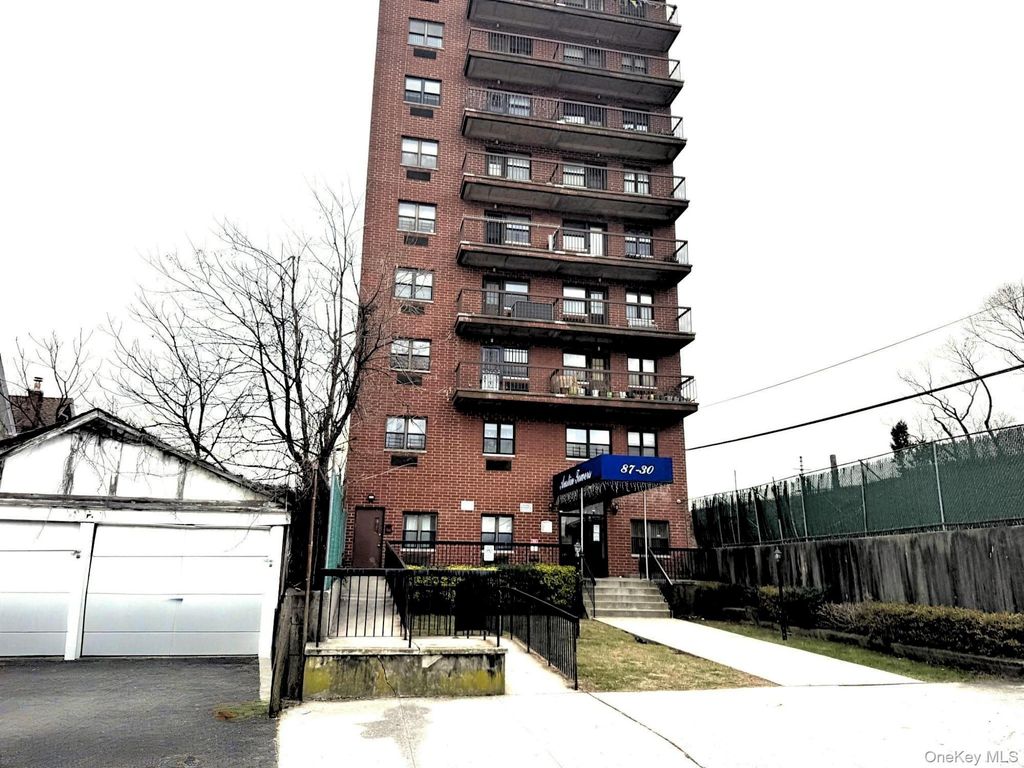 8730 62nd Avenue 3G, Rego Park, NY 11374