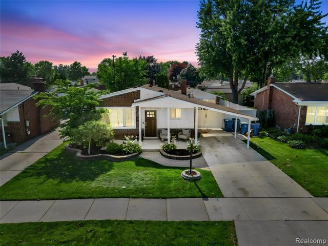 6151 Coolidge Street, Dearborn Heights, MI 48127