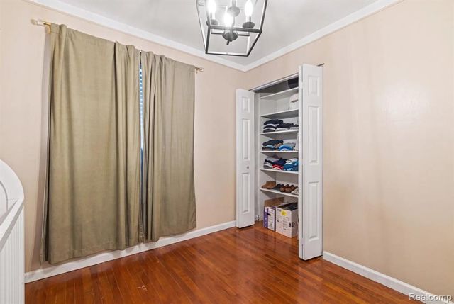 6151 Coolidge Street, Dearborn Heights, MI 48127
