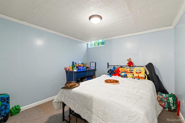 6151 Coolidge Street, Dearborn Heights, MI 48127