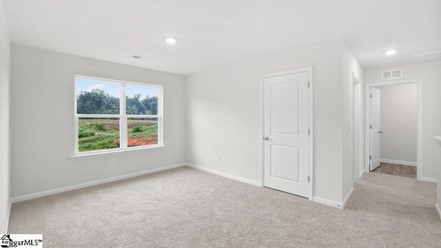 2122 Pierett Circle, Woodruff, SC 29388