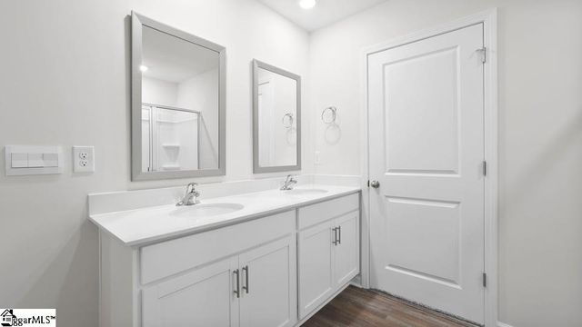 2122 Pierett Circle, Woodruff, SC 29388