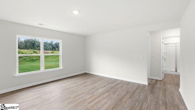 2122 Pierett Circle, Woodruff, SC 29388