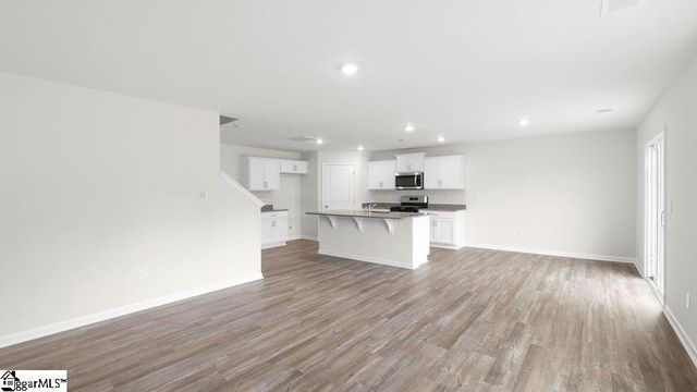 2122 Pierett Circle, Woodruff, SC 29388