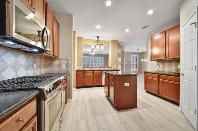 3230 Fair Falls Drive, Kingwood, TX 77345