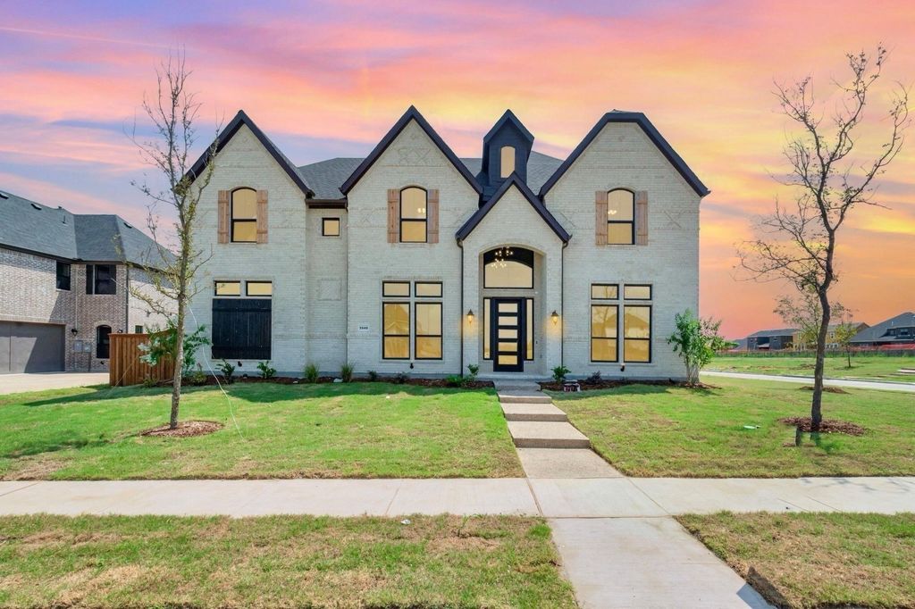 Image 1 of property listing at 3940 WILDERNESS Drive, Prosper, TX 75078