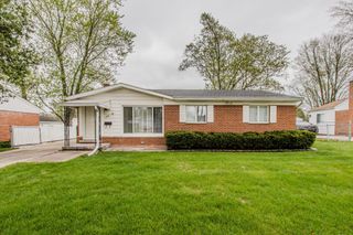 398 Hollywood Drive, Saline City, MI 48176