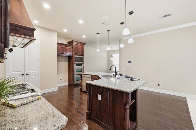 1204 Sundown Drive, Flower Mound, TX 75028