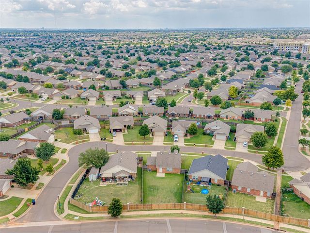 2805 NW 187th Terrace, Edmond, OK 73012
