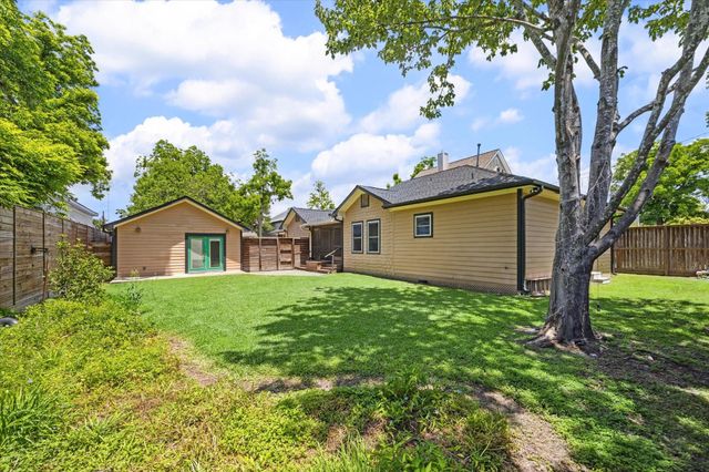 924 E 27th Street, Houston, TX 77009