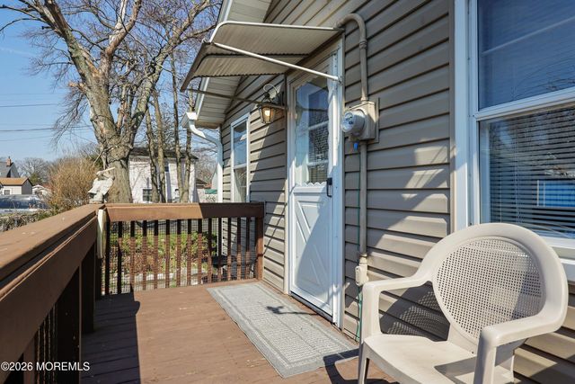 809 Shadylawn Way, Cliffwood Beach, NJ 07735