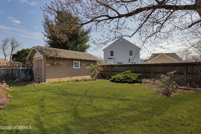 809 Shadylawn Way, Cliffwood Beach, NJ 07735