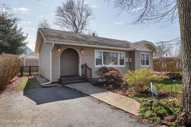 809 Shadylawn Way, Cliffwood Beach, NJ 07735