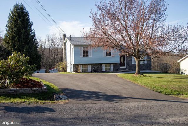 387 W RIDGE LOOP RD, Romney, WV 26757