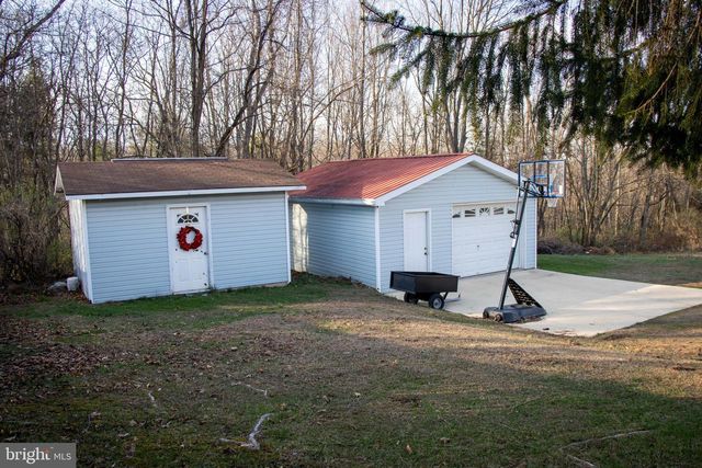 387 W RIDGE LOOP RD, Romney, WV 26757