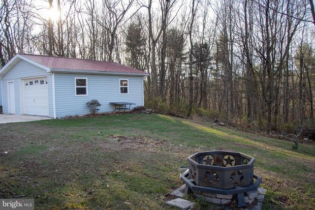 387 W RIDGE LOOP RD, Romney, WV 26757