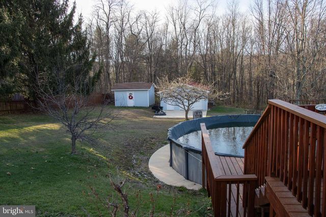 387 W RIDGE LOOP RD, Romney, WV 26757