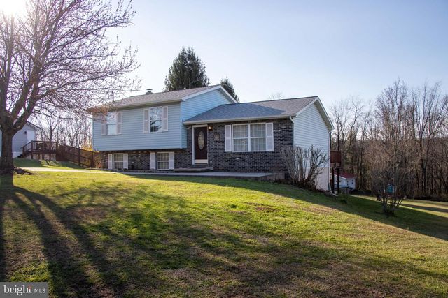387 W RIDGE LOOP RD, Romney, WV 26757