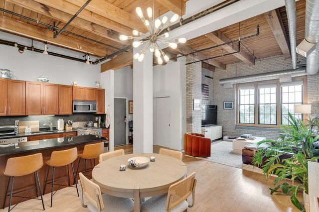 43 Charlton B-501, Everett, MA 02149
