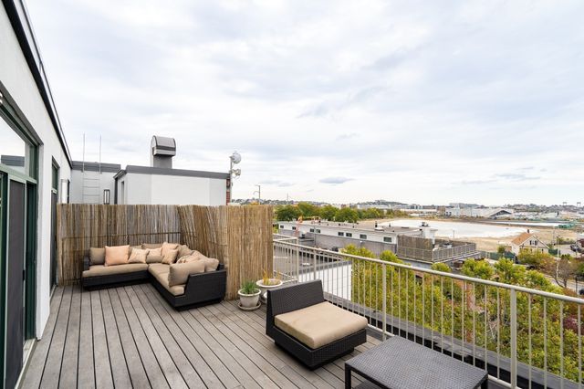 43 Charlton B-501, Everett, MA 02149