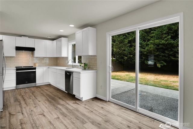 20702 Anna Lane, Arlington, WA 98223