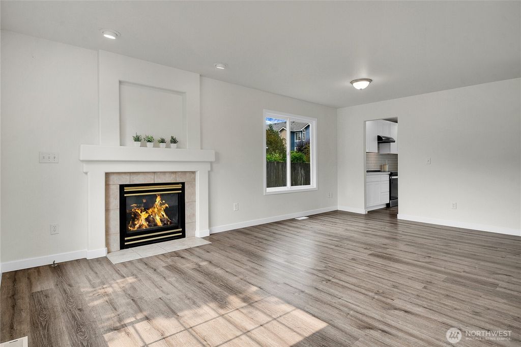 Image 4 of property listing at 20702 Anna Lane, Arlington, WA 98223