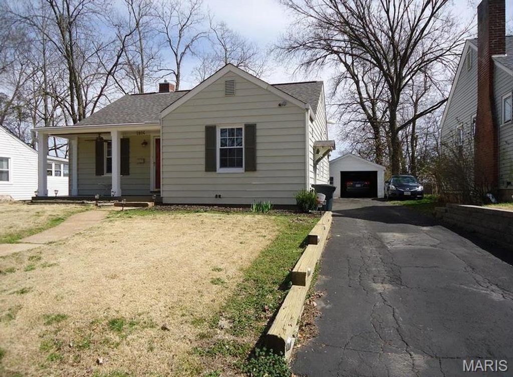2806 Hilldale Avenue, St Louis, MO 63144