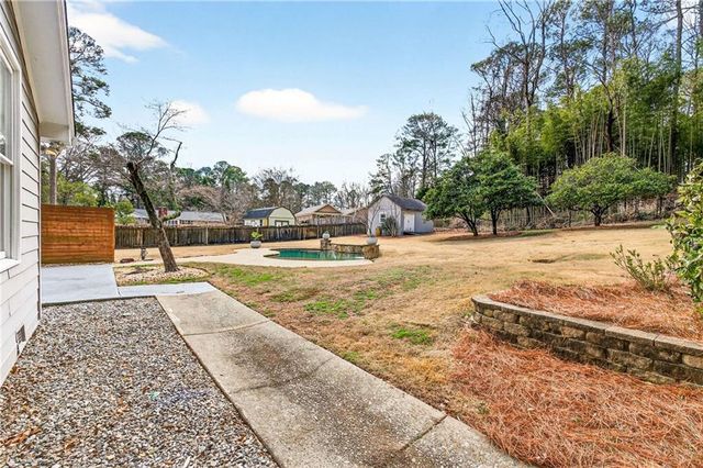 2500 Hawthorne NE Drive, Atlanta, GA 30345