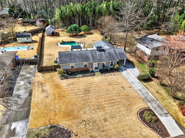 2500 Hawthorne NE Drive, Atlanta, GA 30345