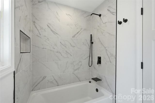 6908 Ludwig Drive, Charlotte, NC 28215
